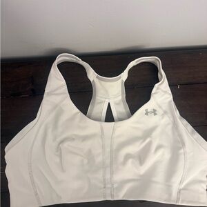 Under Armour Women's white Sports Bra